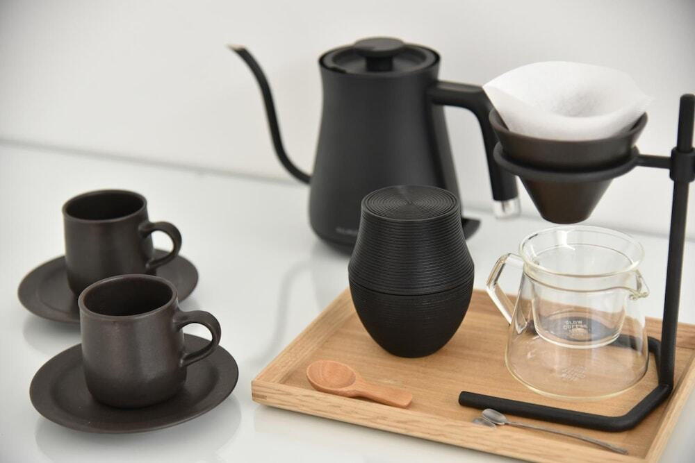 黒を基調としたおしゃれな客室で気分が上がる3933249