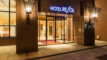 施設の入り口 / 16