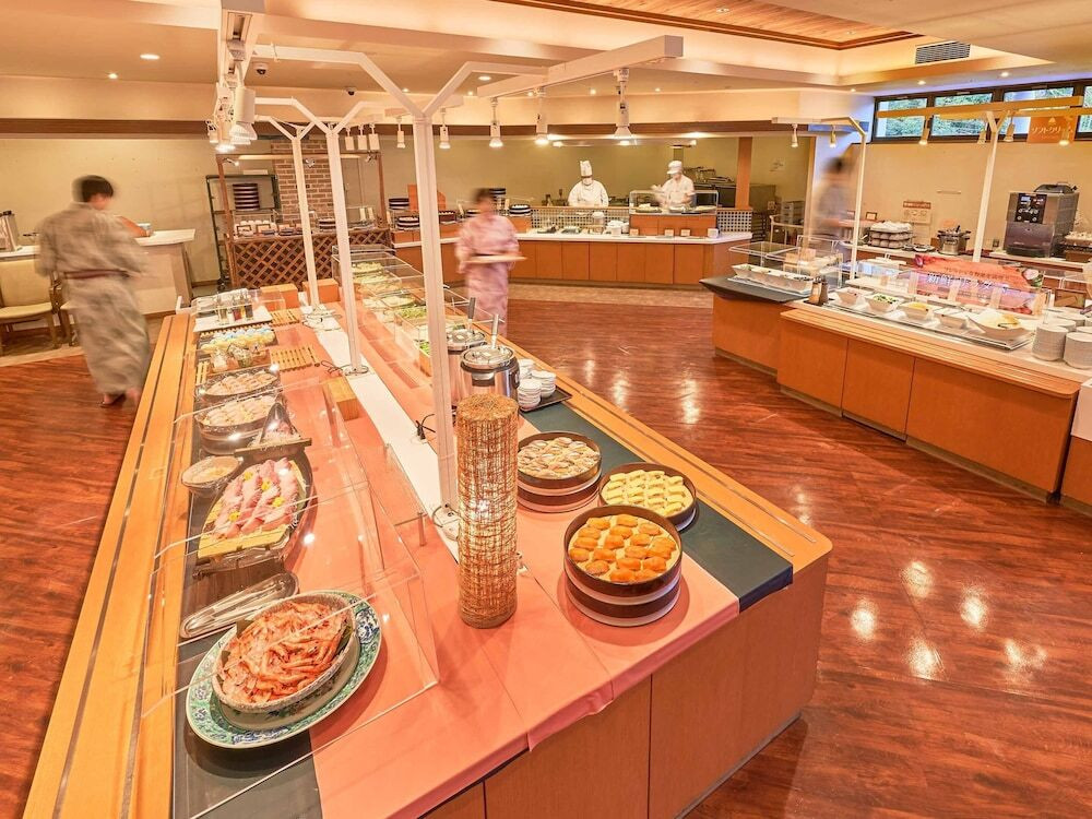 プールに卓球、充実のバイキング。大人も子供も大満足できるお宿4238535