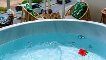 屋外スパ浴槽 / 12