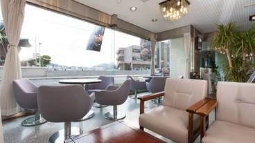 ロビーラウンジ / 5