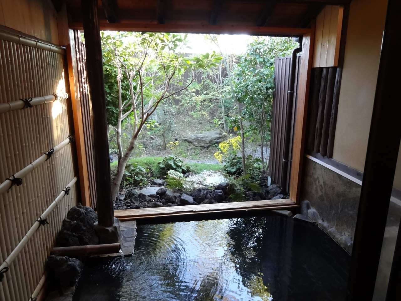 4.阿蘇内牧温泉　湯巡追荘3770799