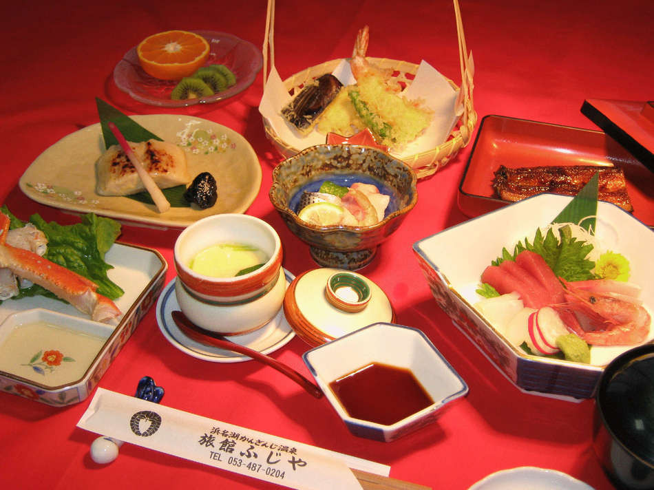 浜名湖が目の前、こじんまりした温泉旅館4090968