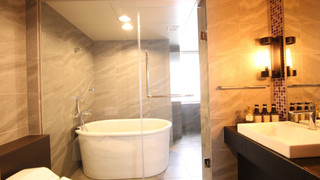 スーペリア コーナー ツインルーム (洗い場つきバスルーム、トイレ仕切り)