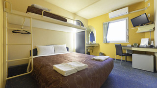 ダブルベッド+ロフト　喫煙可