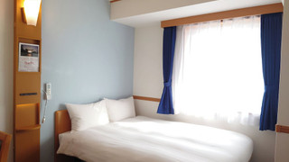 エコノミー ダブルルーム 喫煙可