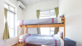 共同ドミトリー