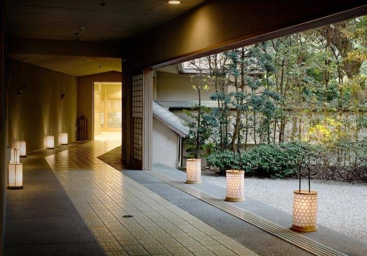 本館の廊下 / 4