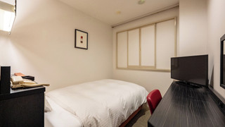 ルーム セミダブルベッド 1 台 禁煙