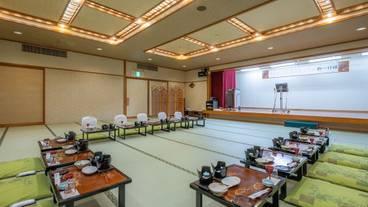 ボールルーム / 21