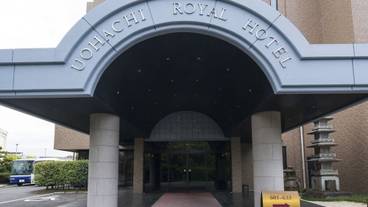 施設の入り口 / 14