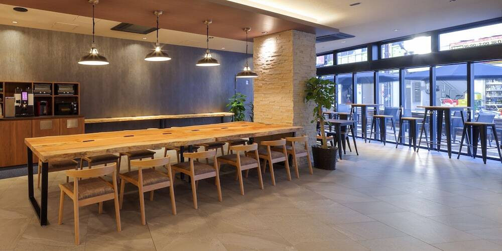 ロビーラウンジ