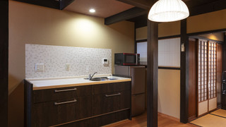 町屋　（ベッド + 布団）