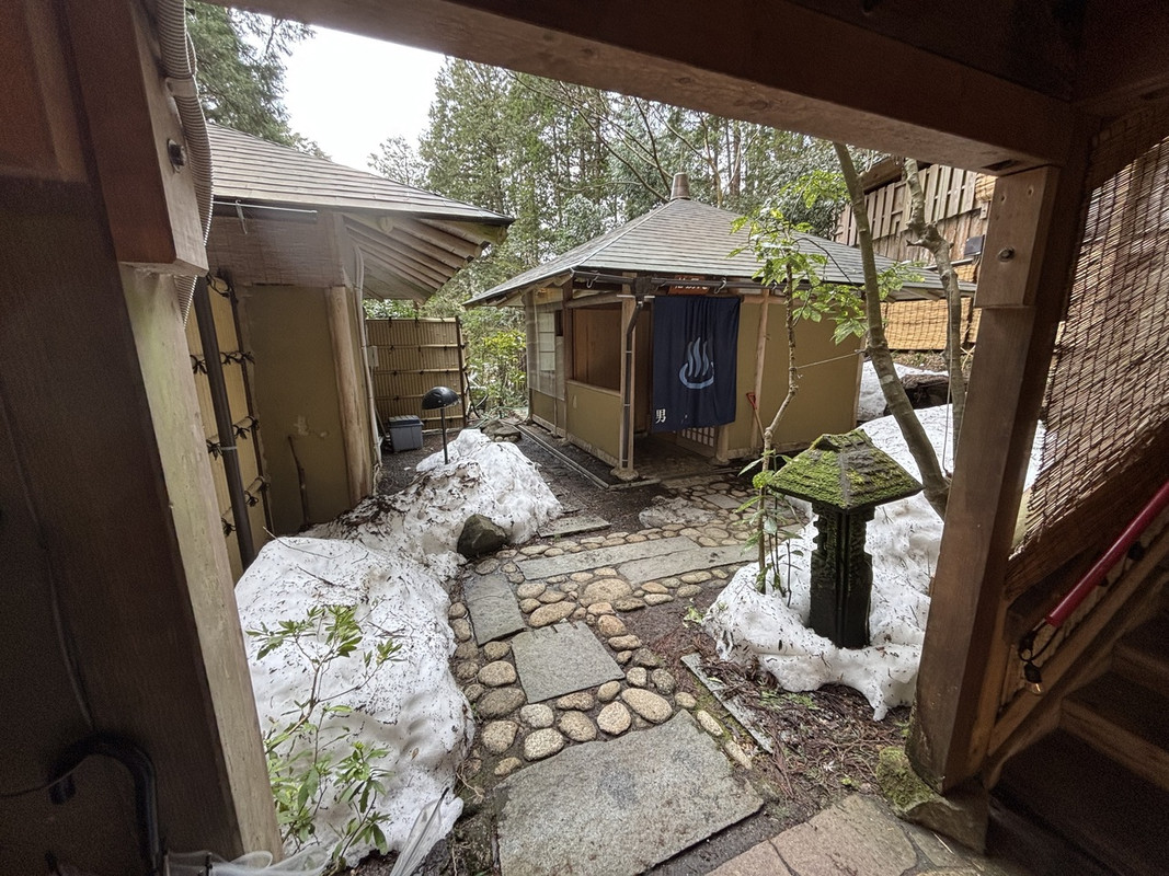 露天風呂への道のり、到着
