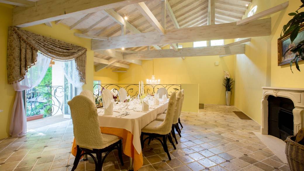 季節の食材を生かした
軽井沢フレンチ / 5