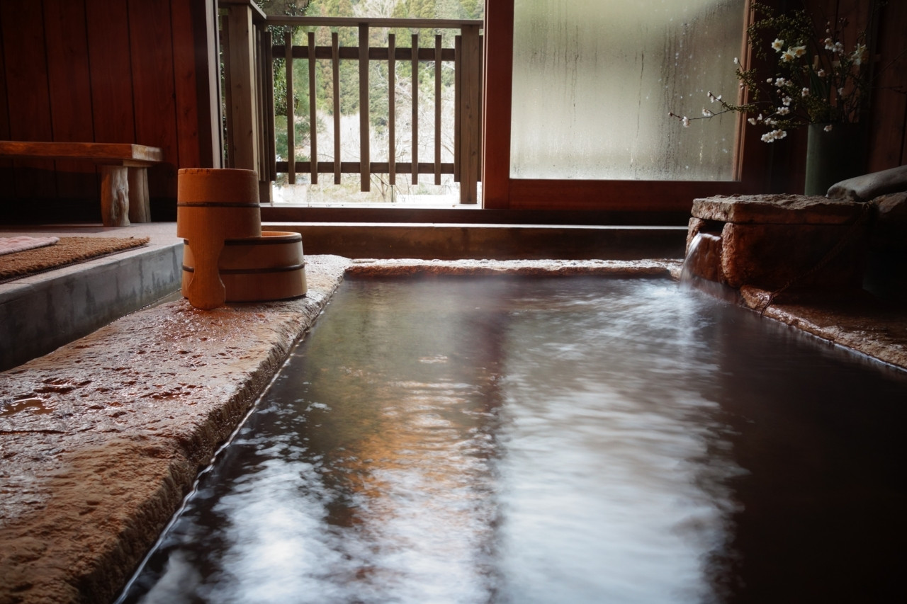 自家源泉温泉に癒される3481355