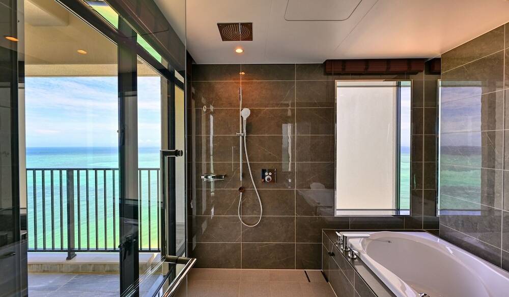 パノラマコーナースイートお風呂 / 1