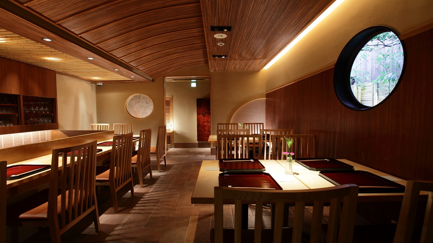 食事処「馳走 木草弥」