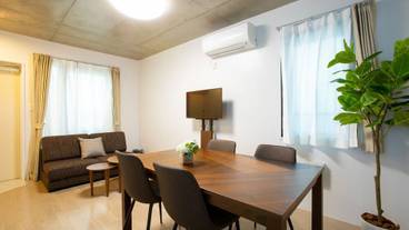 客室内のダイニングエリア / 30