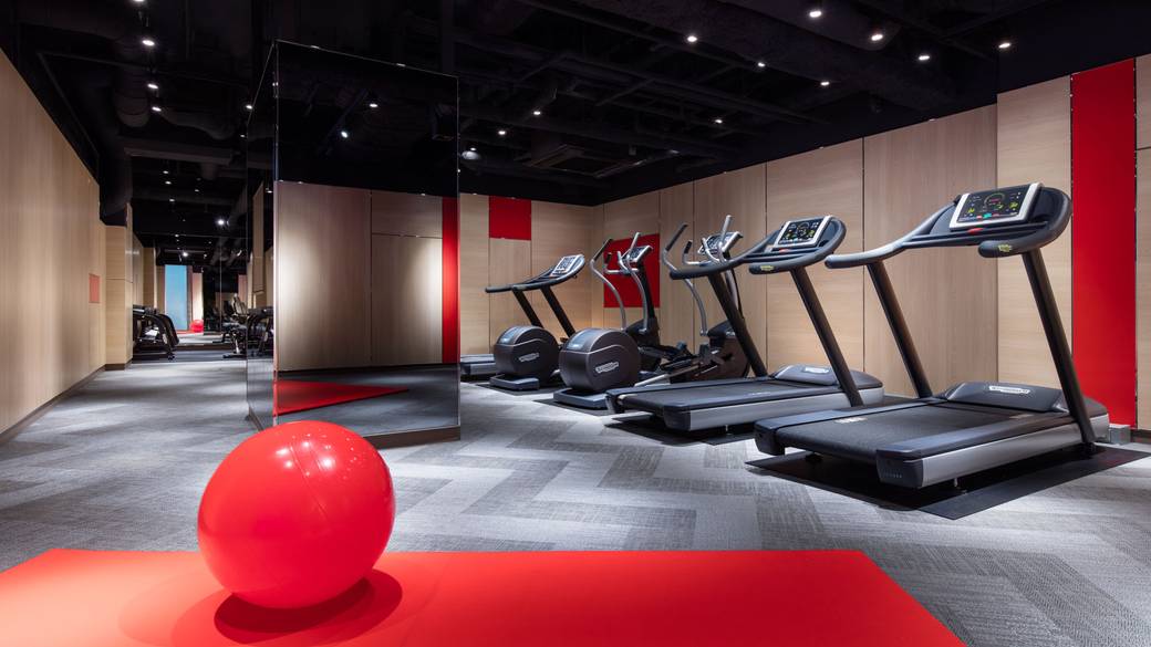 フィットネスセンター / 1