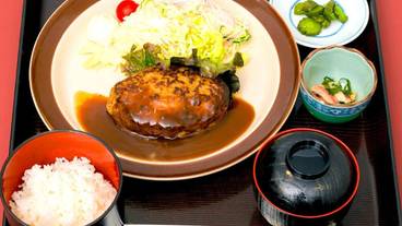 食事・飲み物 / 8