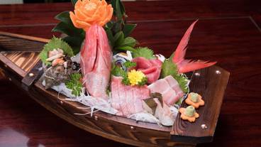 食事・飲み物 / 3