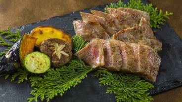 食事・飲み物 / 4