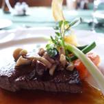 老舗の奈良ホテルで贅沢ランチ"メインダイニングルーム三笠"