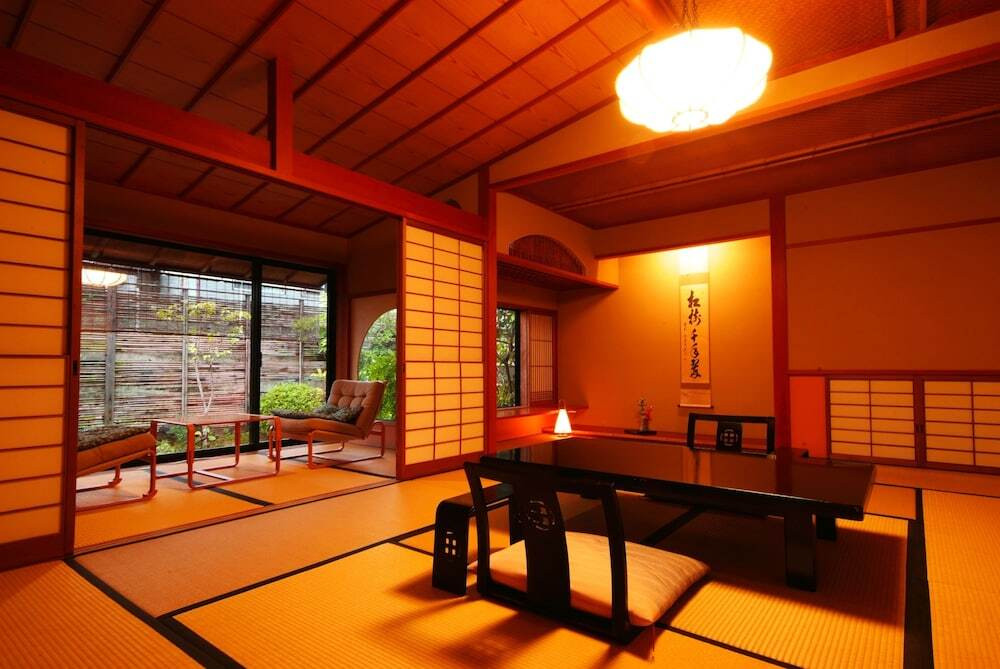 幻想的なかがり火を望むロビーラウンジでゆったり♡館内ステイが楽しめる宿3494562