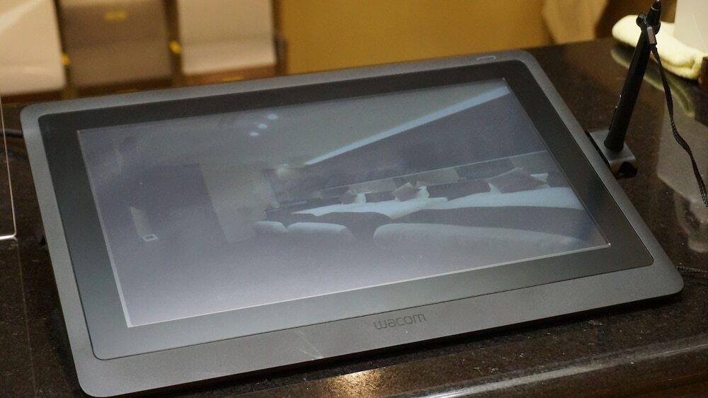 チェックイン / チェックアウト キオスク