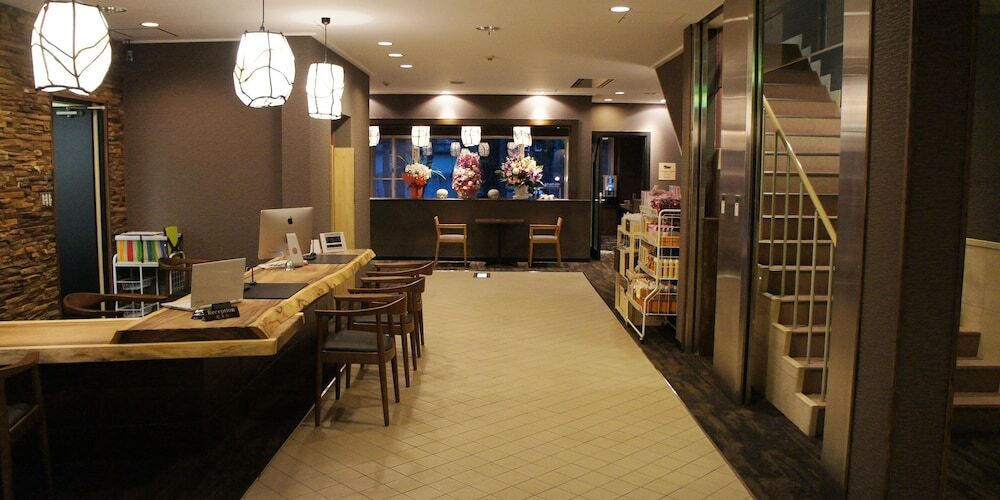 ロビーラウンジ