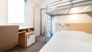 コネクティングダブルルーム ロフトベッド付 4ベッド