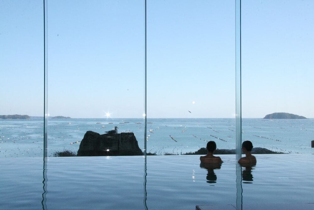 雄大な太平洋を望む「南三陸温泉」3963715