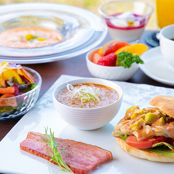 朝食はおしゃれなフォカッチャサンド♡全室離れの露天風呂付き客室3571461