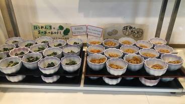 朝食ビュッフェ / 8