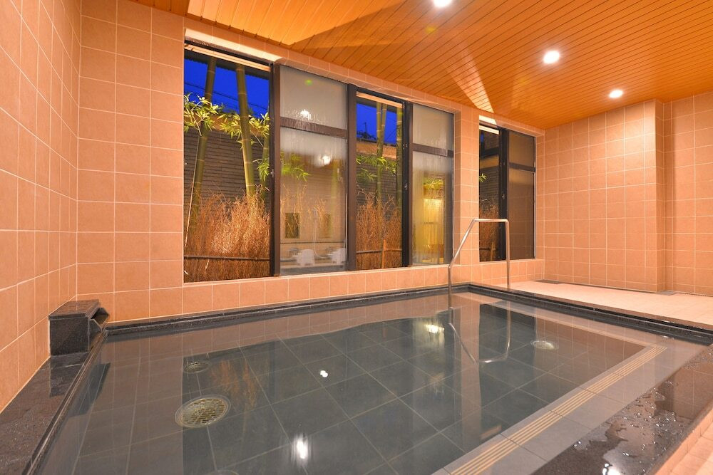 嵯峨嵐山駅すぐの好立地で移動も楽々◎旅の疲れを癒す大浴場も!3558842