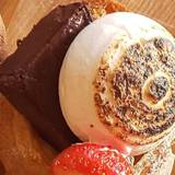 銀鶴堂（ギンカクドウ）