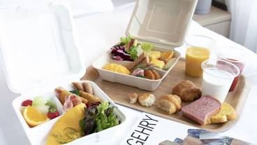 食事・飲み物 / 2