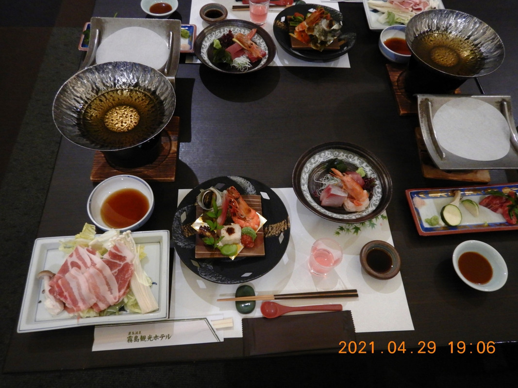 「黒豚ダシしゃぶ&薩摩の郷土料理会席」・・・美味しかった!!