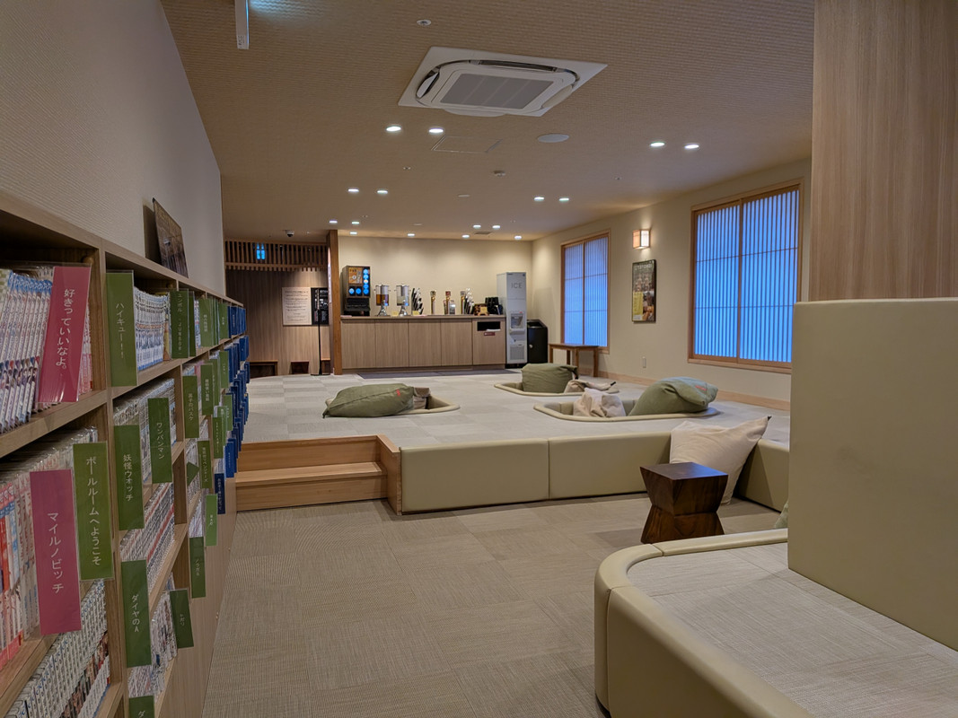 7階TOTONOIラウンジです。