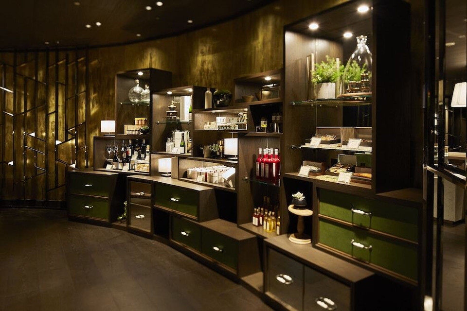 THE SHOP at the Park①