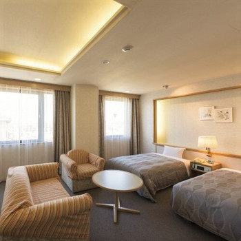 シーズン中はホタルイカ尽くしも！立山連峰や富山湾を眺められるホテル4230399