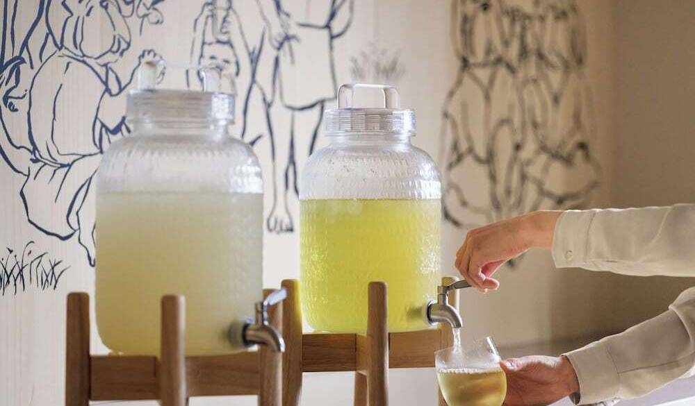 柑橘と生姜のドリンクサービス / 4