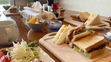 食事・飲み物 / 4