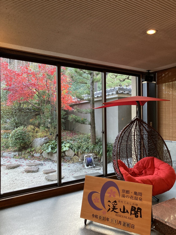 エントランス付近。