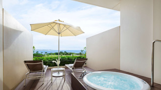 エグゼクティブ ルーム キングベッド 1 台 テラス (Outdoor Bath)