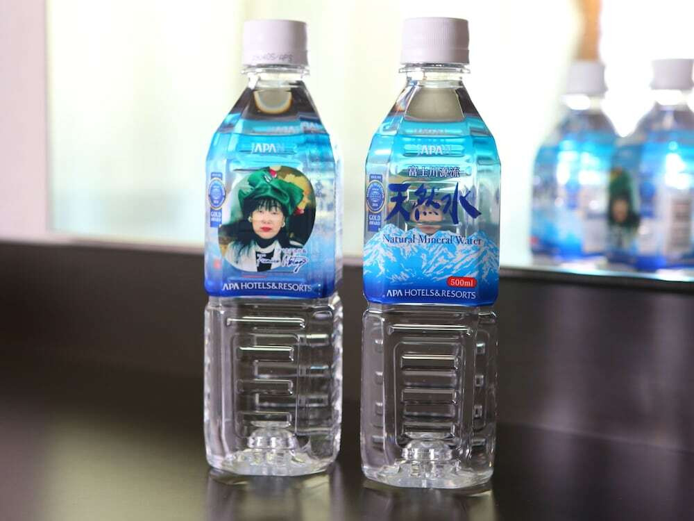 フロント