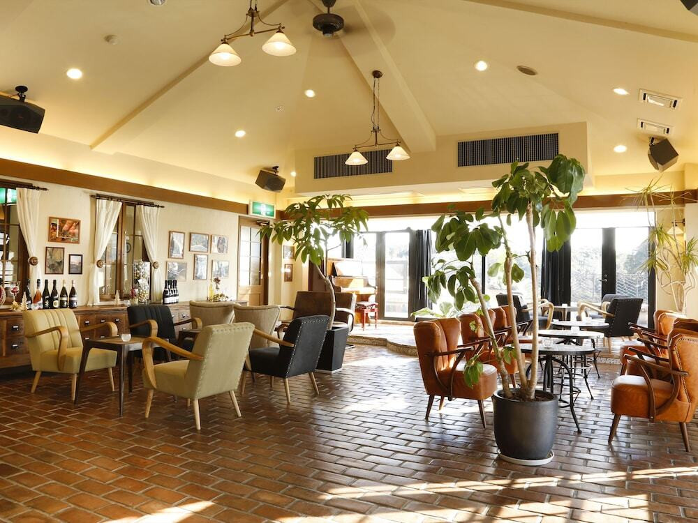 ロビーラウンジ