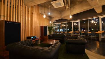 ロビー応接スペース / 13