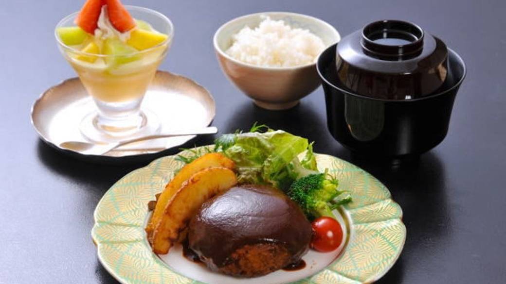 お子様料理一例① / 3